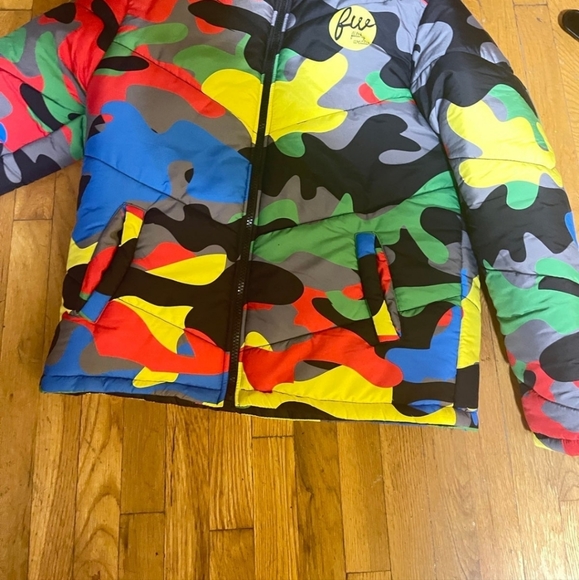 Filthy Rich Coat - Picture 4 of 5